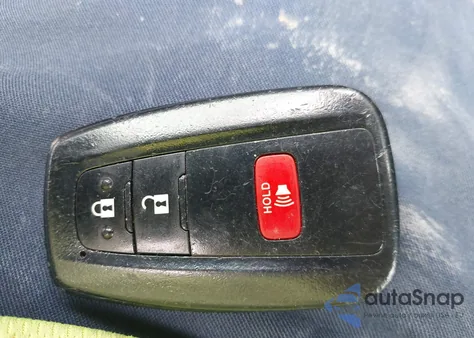 2021 Toyota Highlander L z USA, uszkodzony, nr VIN 5TDCZRAH1MS536647